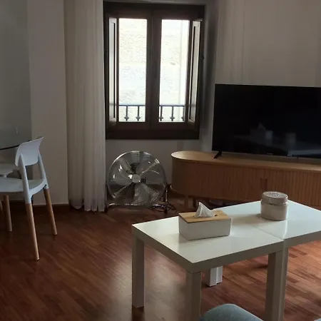 아파트 A Casa Do Correo Vello - O Patio 2ºa 폰테베드라